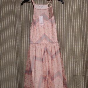 New pink dress! Make me an offer!